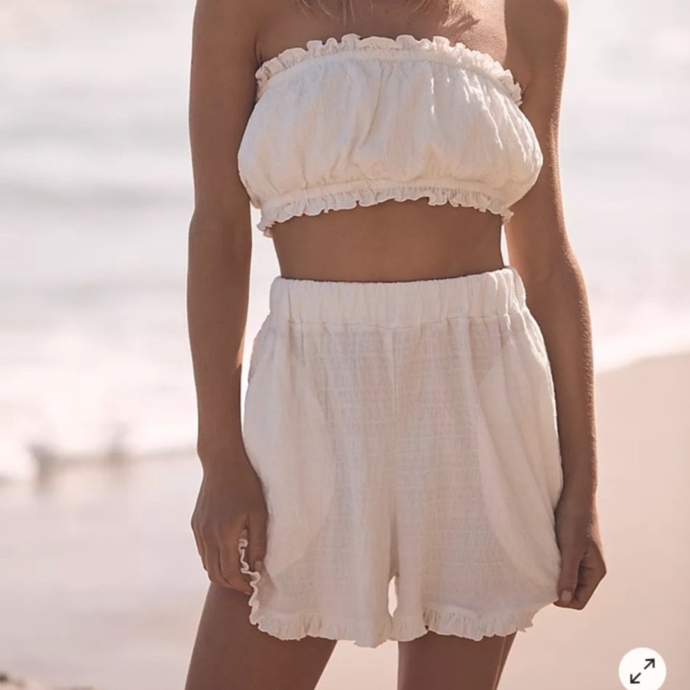Free People Twyla Beach Shorts Top Bandeau Bra Set M Ivory White Free-EST - Picture 6 of 15